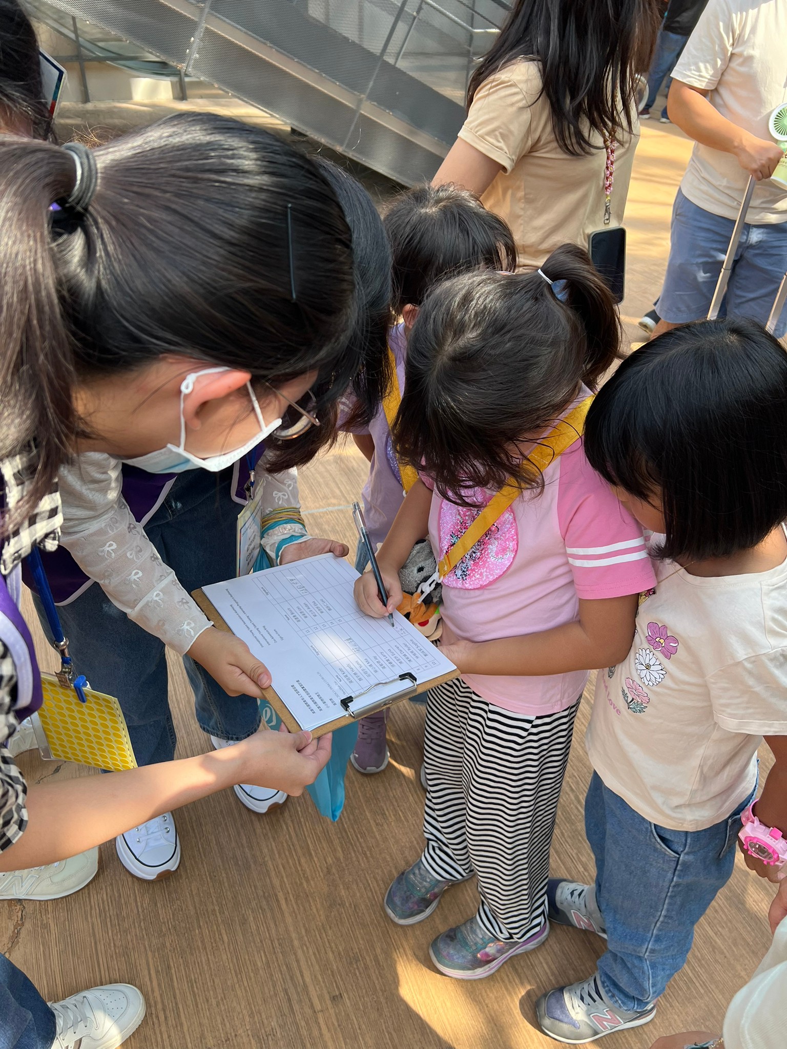 011567CF-1383-46A4-BD95-3C515891FDDD